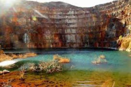 اولین معدن سنگ اورانیوم ایران