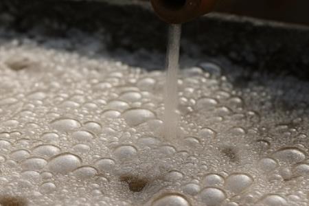 بررسی تأثیر نرخ هوادهی (Air Flow Rate) بر پایداری کف و بازدهی فلوتاسیون